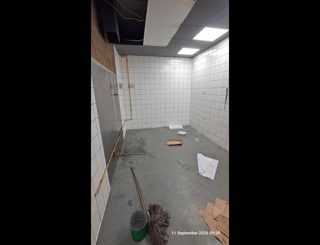 RETAIL PROPERTY TO RENT IN WOODLANDS